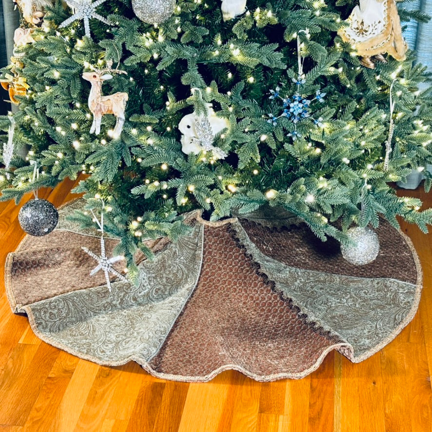 Vintage Christmas Tree Skirt