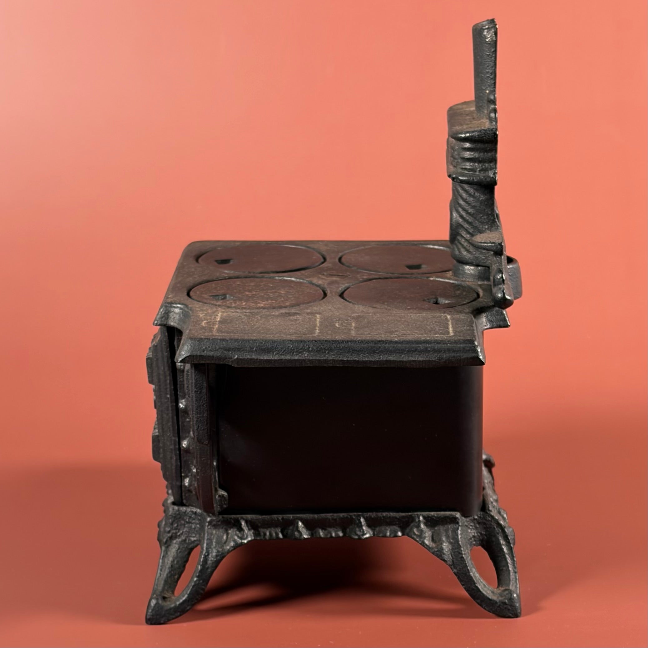 Vintage Salesman's Miniature Queen Brand Cast Iron Stove - Circa 1960's