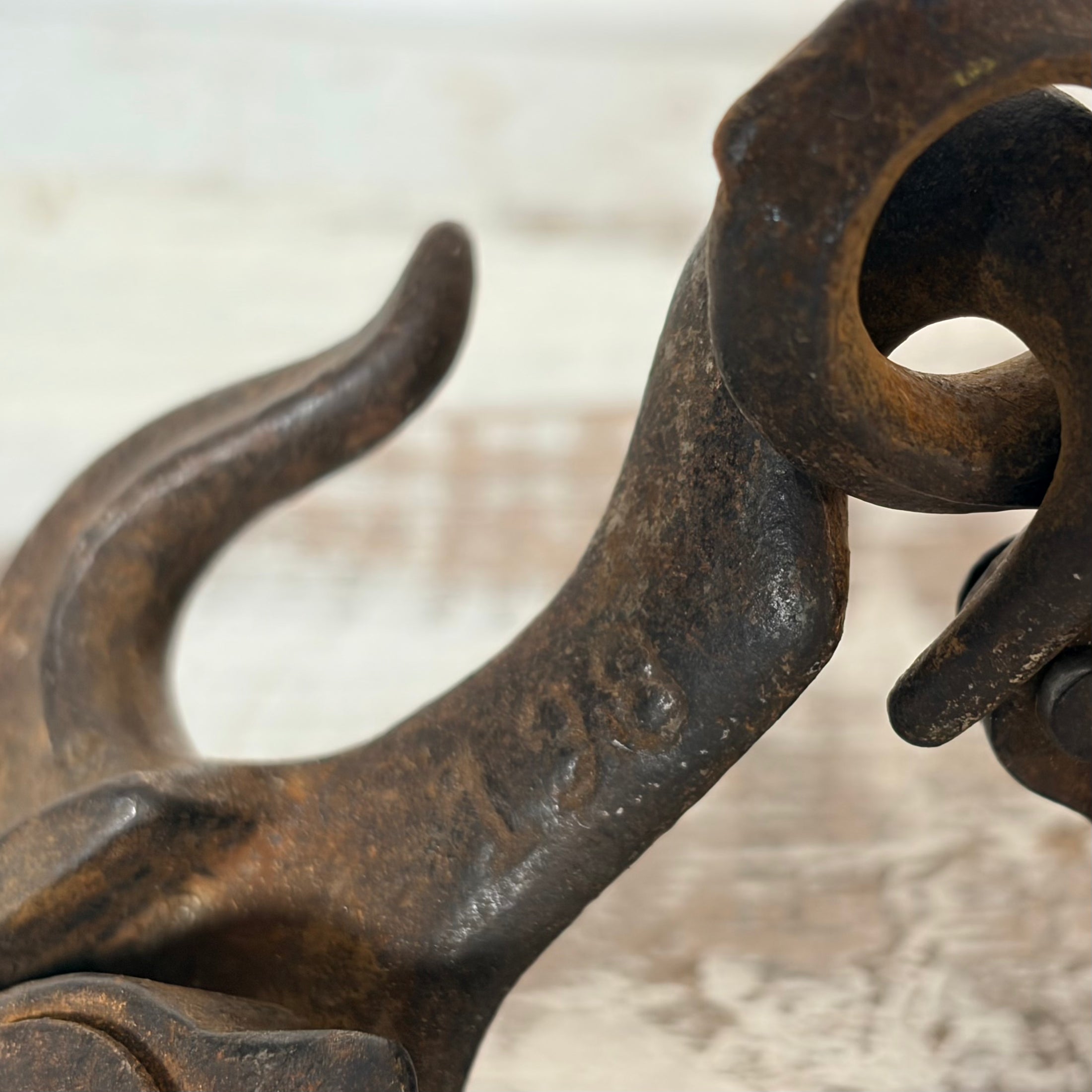 Vintage Double Pulley Barn Block & Tackle & Swivel Hook w/  Gear Locking Mechanism